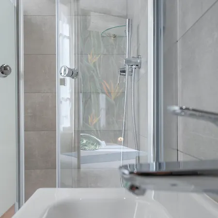 Cecil Adults Only 3* Ζουάν λε Πιν