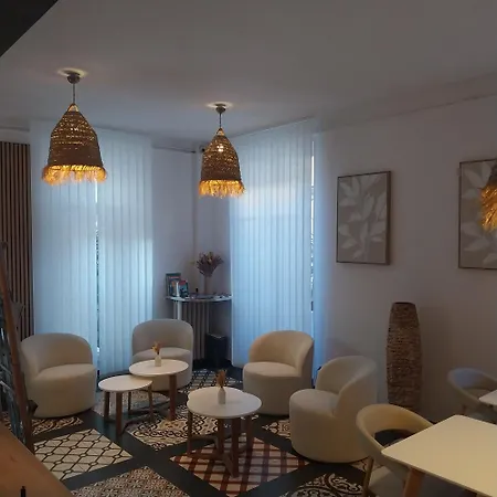 Hotel Cecil Adults Only 3*