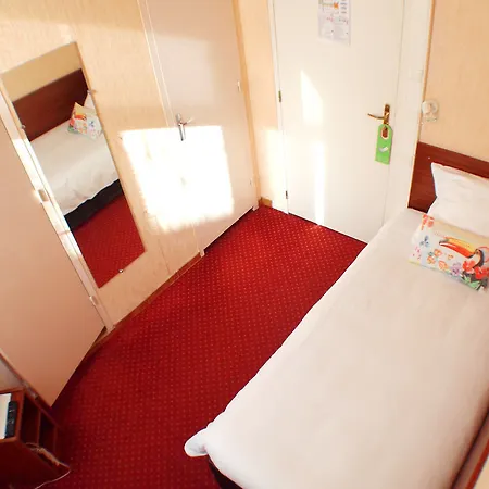 Hotel Cecil Adults Only 3* Juan-les-Pins