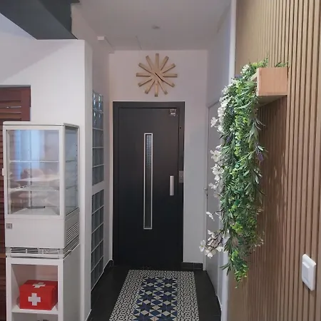 Hotel Cecil Adults Only