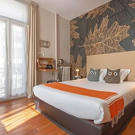 De Charme Cecil Hotel