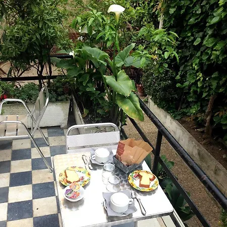 De Charme Cecil Hotel