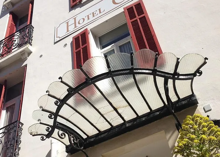 Hôtel Cecil Hotel