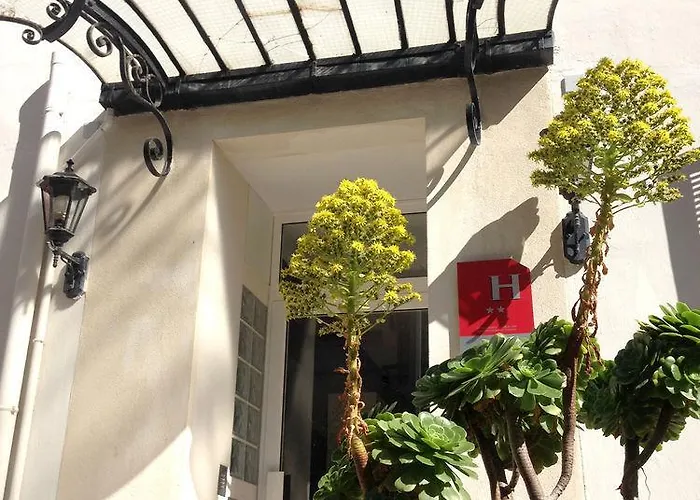 Hôtel Cecil 3*